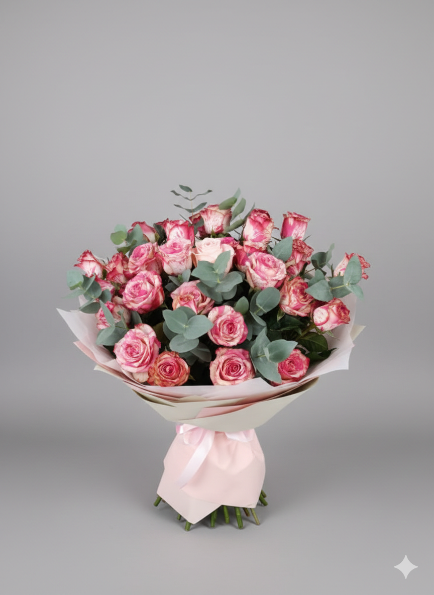 Buchet din trandafiri bicolor